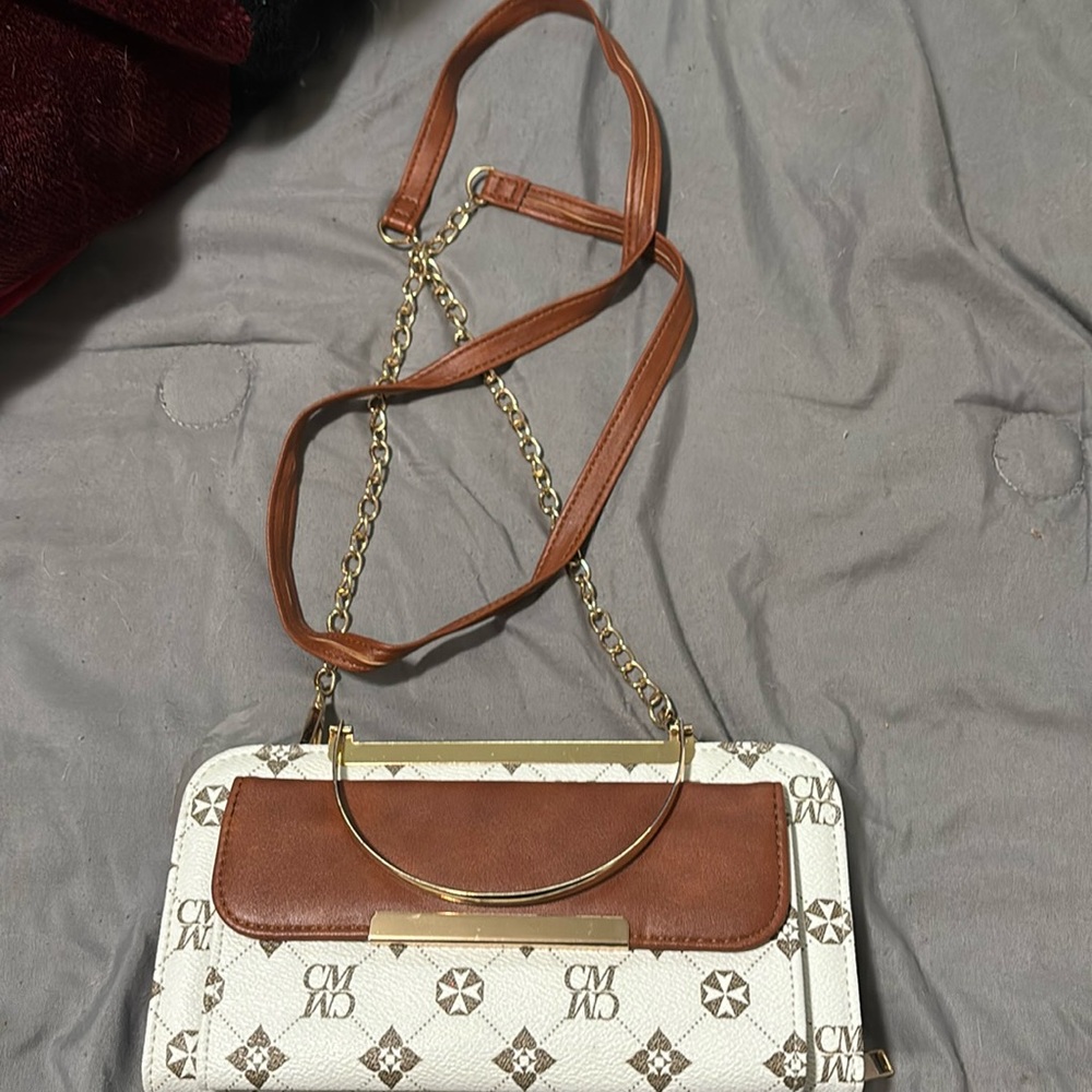 Women’s crossbody purse
